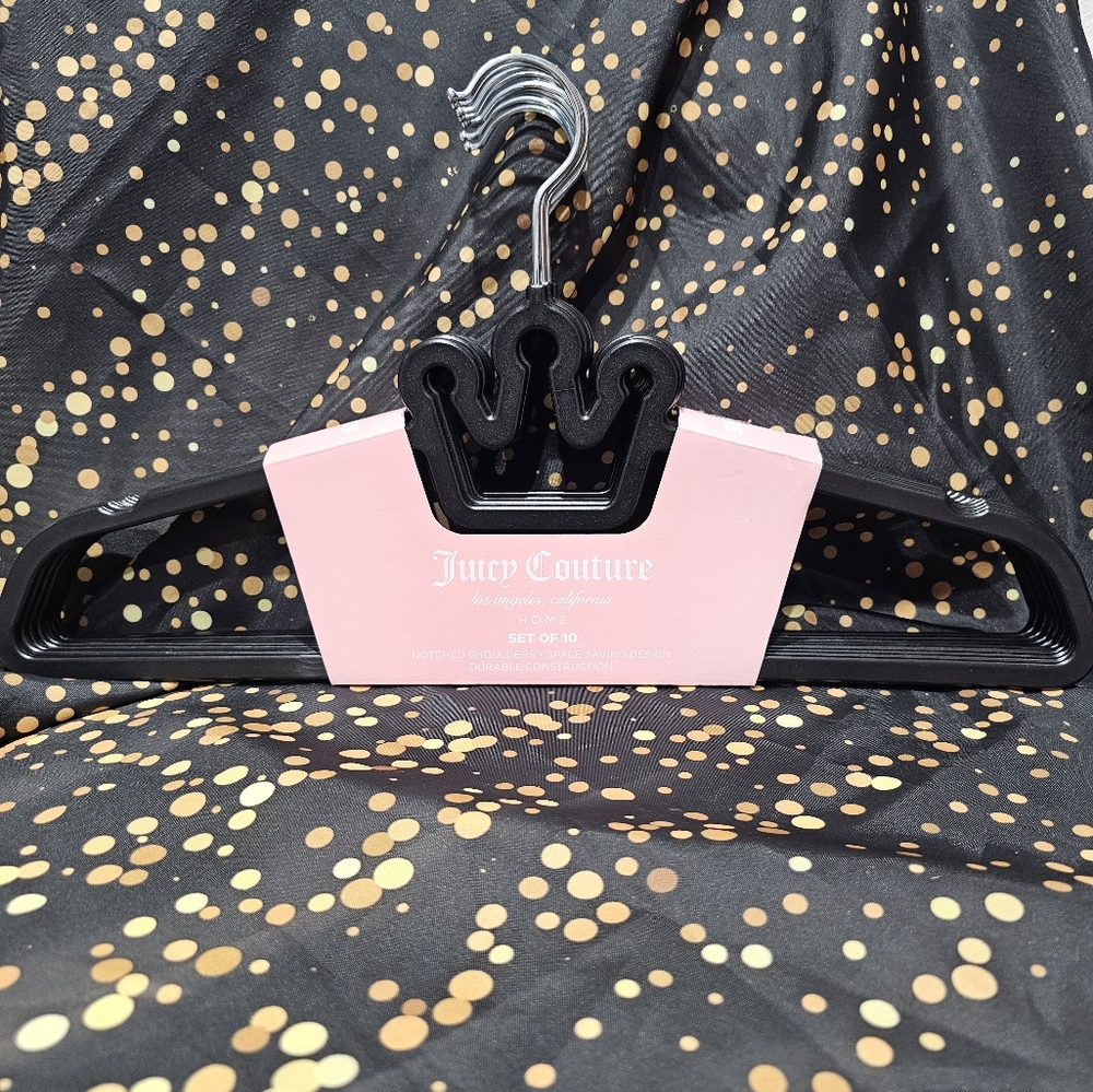 New Juicy couture hangers adult